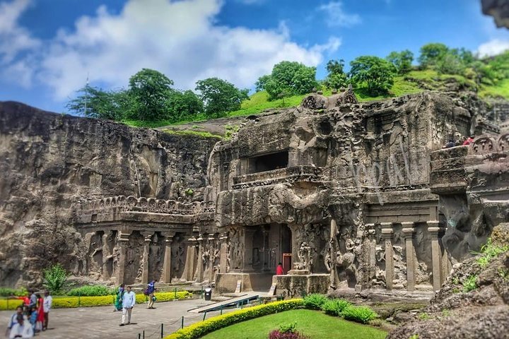 force urbania on rent price Mumbai to Ajanta And Ellora Caves Trip